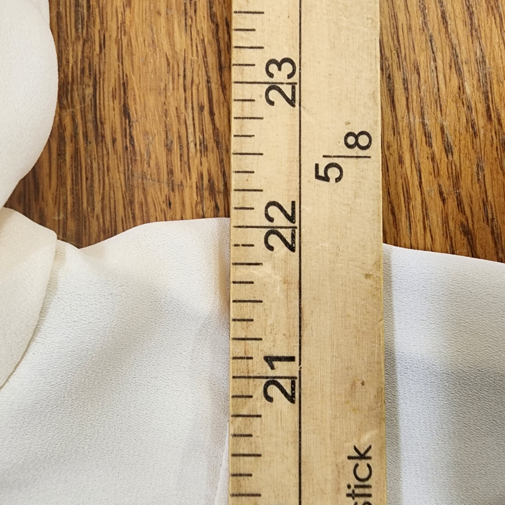 💥 Cream Crochet-Back Peasant Blouse - Women - Picture 3 of 7